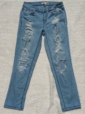 Garage Women’s Distressed Girlfriend Jeans